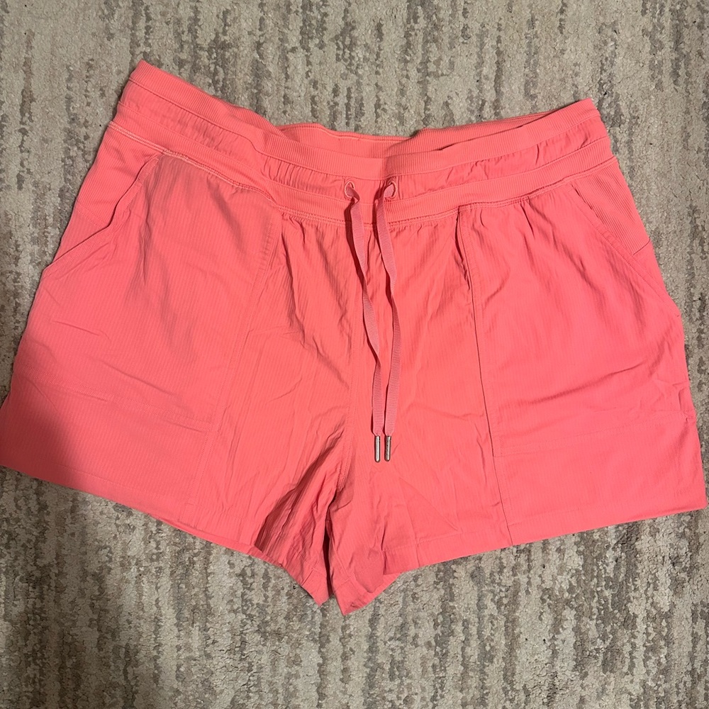 Like New! Dance Studio High-Rise Short 3.5" - Sakura Pink
